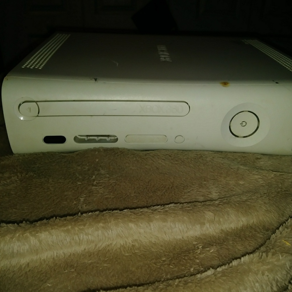 Xbox 360 - Picture 3 of 3